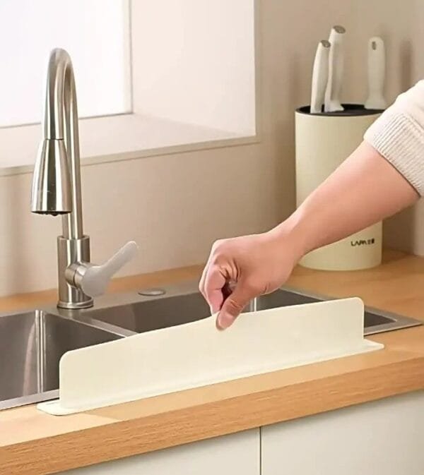 anti splash guard – الواقي رذاذ لحوض المطبخ anti splash guard – الواقي رذاذ لحوض المطبخ